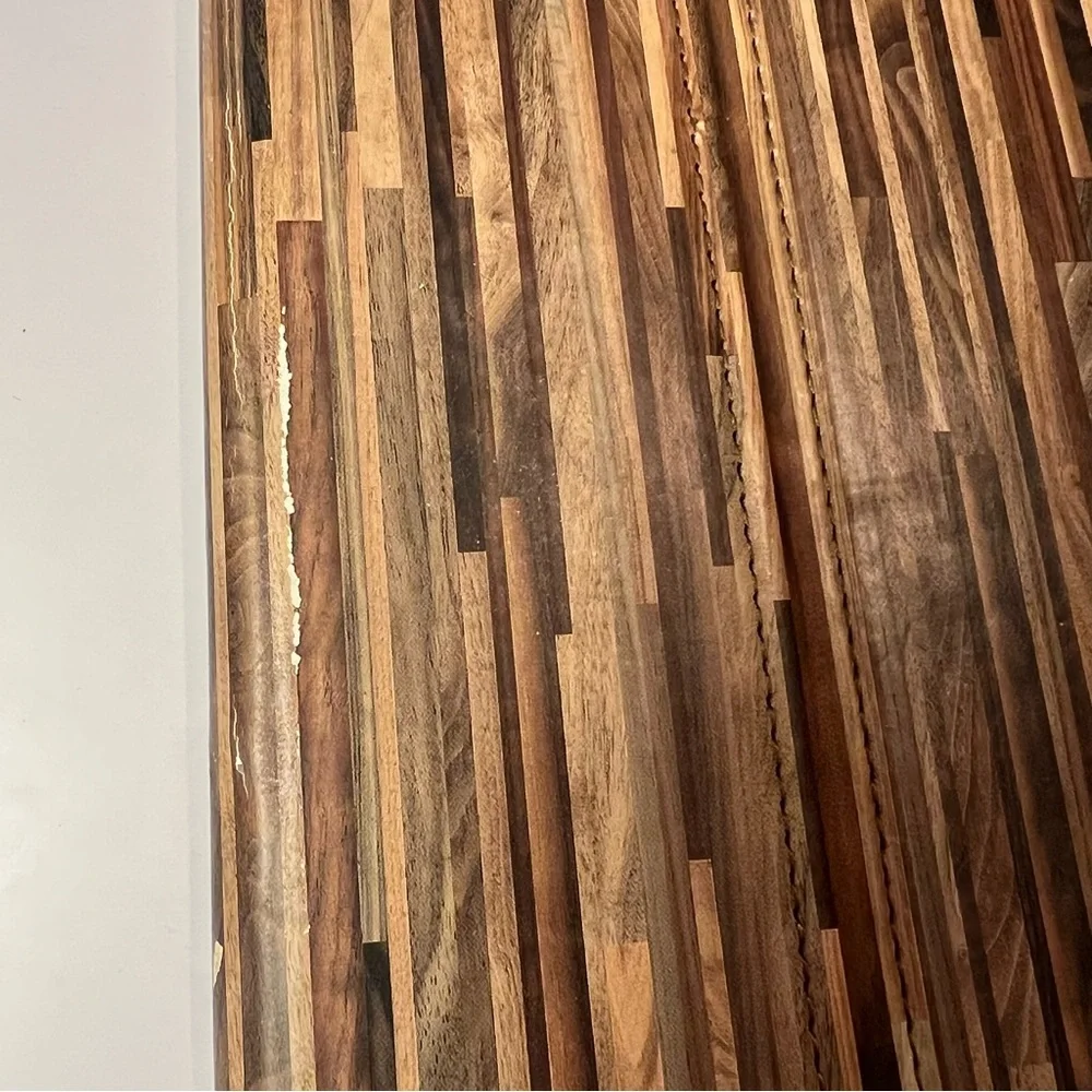 PREOWNED | Wood‑Grain Pattern iPad Case